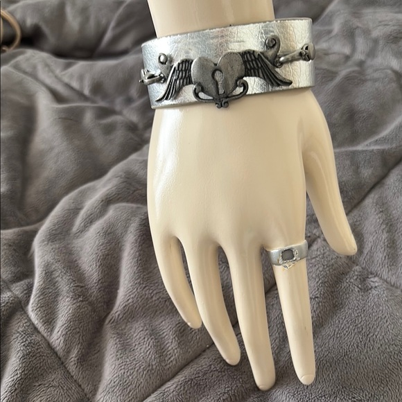 Two bracelets, one customizable! - Picture 8 of 14